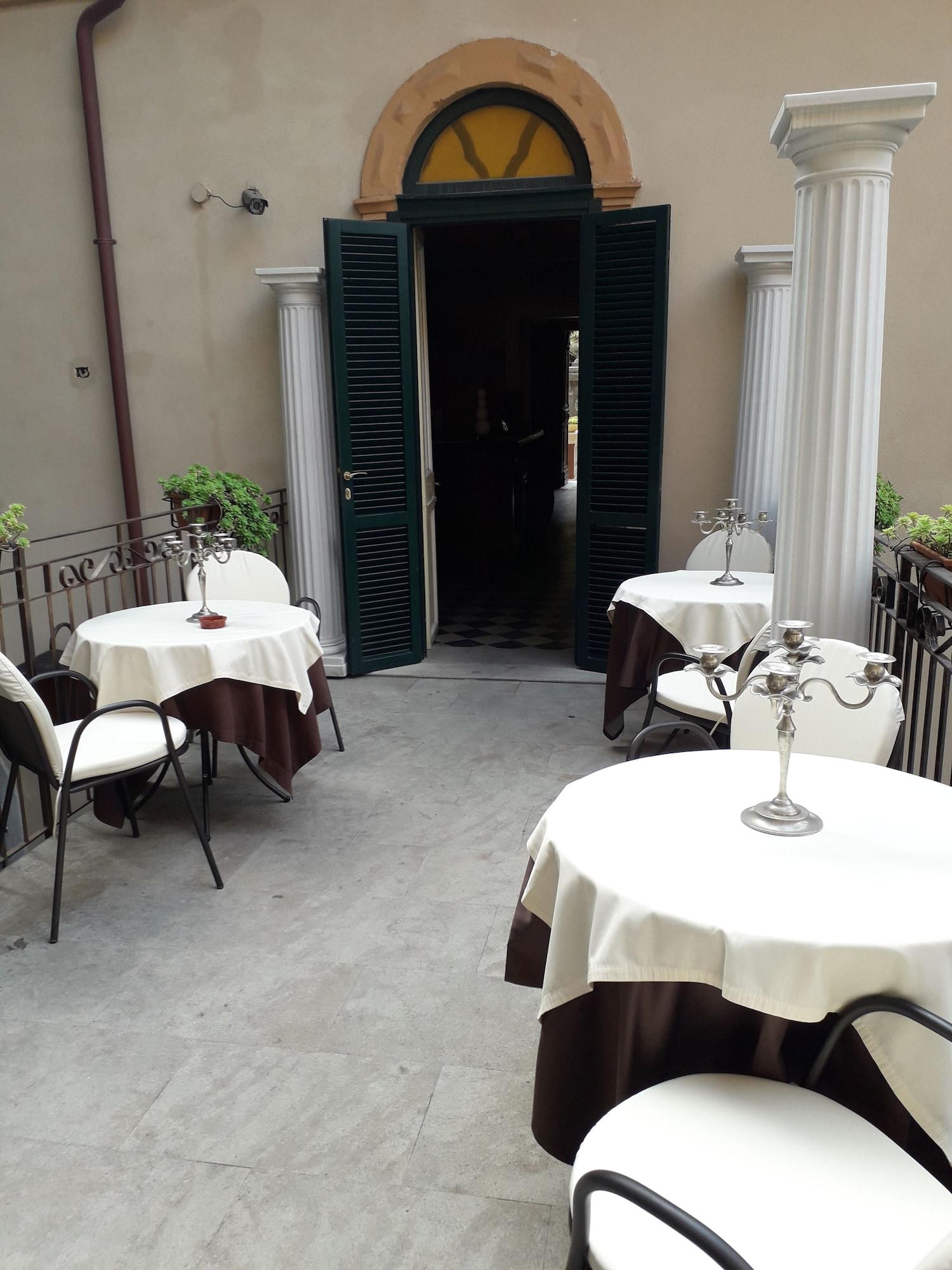 Hotel Villa Antica Tropea Exterior photo